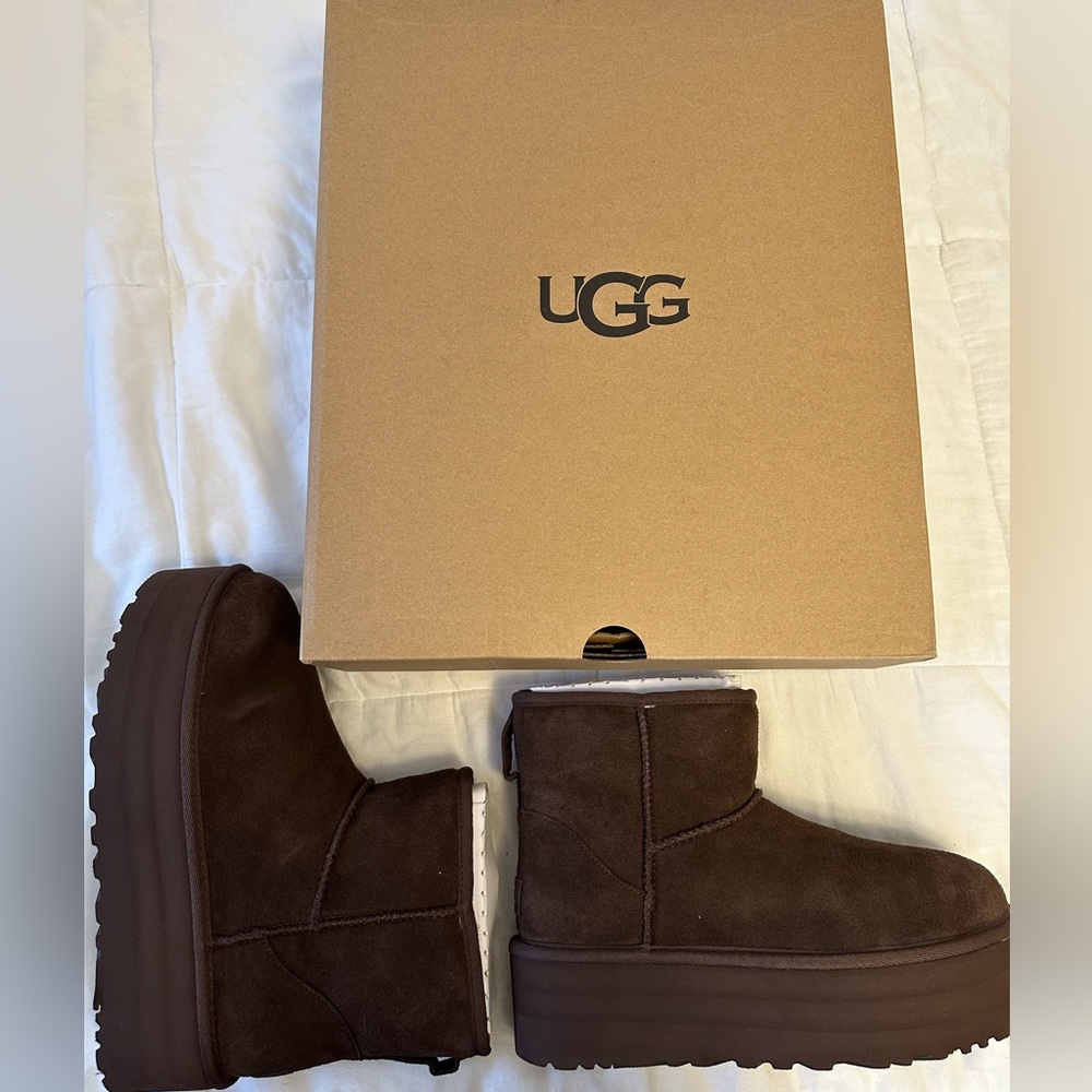 UGG Classic Mini Platform Boot - Brown